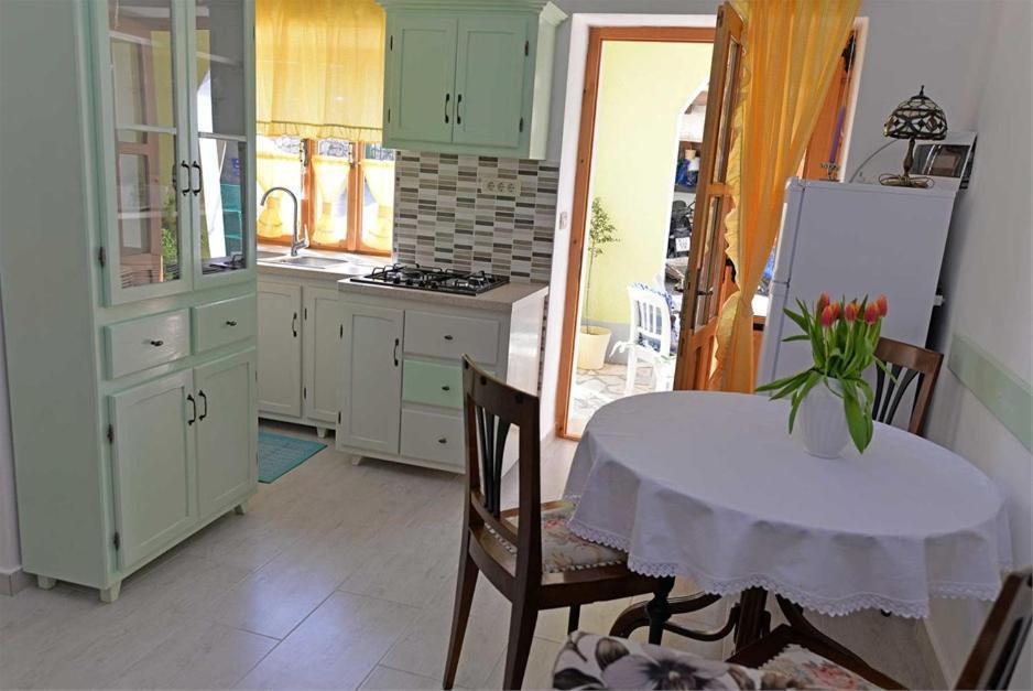 Roberto 4 Appartement Veli Lošinj Buitenkant foto